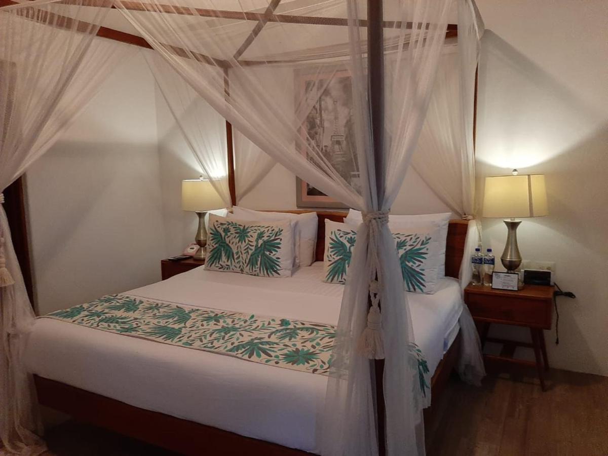 Toto Blue Hotel Boutique Бакалар Екстериор снимка